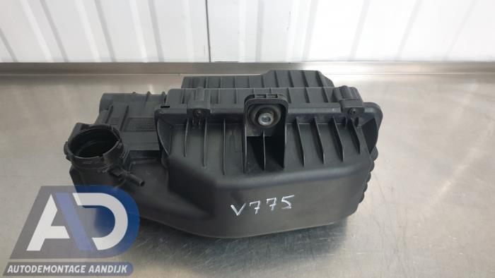 Begagnade Luftfilterhus Citroen C3 (SX/SW) 1.2 Vti 12V PureTech Pris € 24,99 Marginaltabell erbjuds av Autodemontage Aandijk