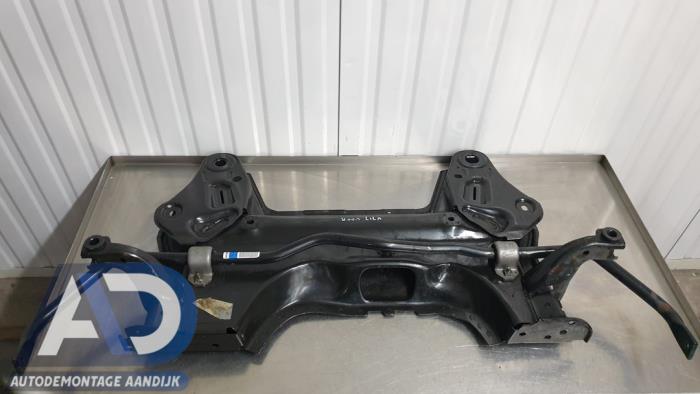 Usados Subchasis Opel Corsa F (UB/UH/UP) 1.5 CDTI 100 Precio € 124,99 Norma de margen ofrecido por Autodemontage Aandijk