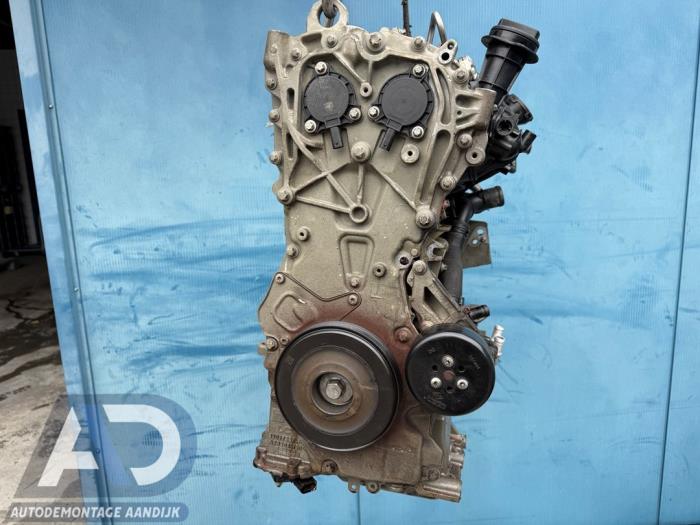 Usagé Couvercle de distribution Mercedes B (W247) 1.3 B-200 Turbo 16V Prix € 44,99 Règlement à la marge proposé par Autodemontage Aandijk
