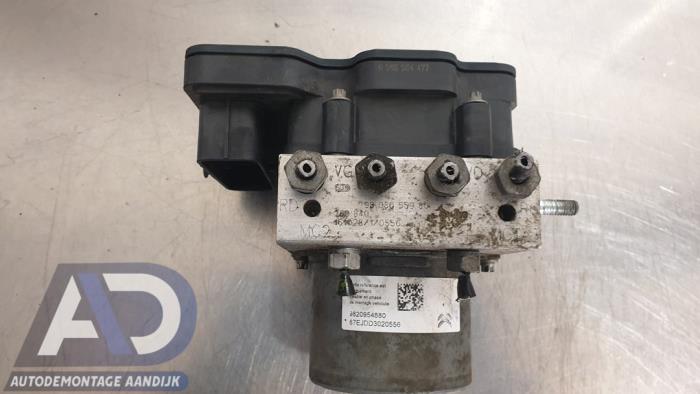 Begagnade ABS-pump Citroen C3 (SX/SW) 1.2 Vti 12V PureTech Pris € 199,99 Marginaltabell erbjuds av Autodemontage Aandijk