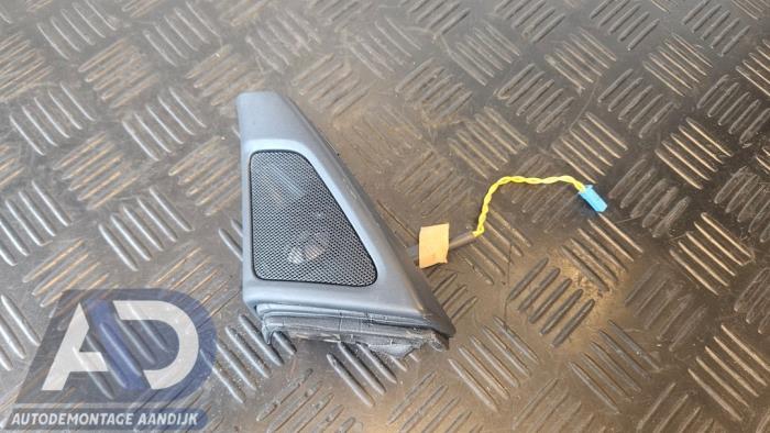 Begagnade Diskanthögtalare BMW 5 serie Touring (F11) 535d 24V Pris € 19,99 Marginaltabell erbjuds av Autodemontage Aandijk