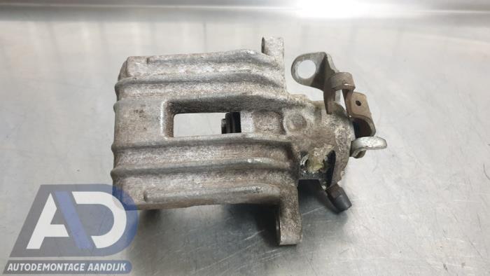Gebrauchte Bremszange rechts hinten Seat Ibiza III (6L1) 1.4 16V 100 Preis € 29,99 Margenregelung angeboten von Autodemontage Aandijk