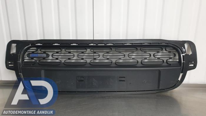 Używane Grill Citroen C3 (SX/SW) 1.2 Vti 12V PureTech Cena € 39,99 Procedura marży oferowane przez Autodemontage Aandijk