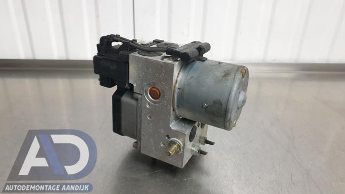 Usagé Bloc ABS Opel Astra G (F07) 1.8 16V Prix € 74,99 Règlement à la marge proposé par Autodemontage Aandijk