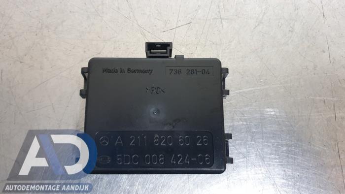 Begagnade Regnsensor Mercedes E Combi (S211) 2.7 E-270 CDI 20V Pris € 19,99 Marginaltabell erbjuds av Autodemontage Aandijk