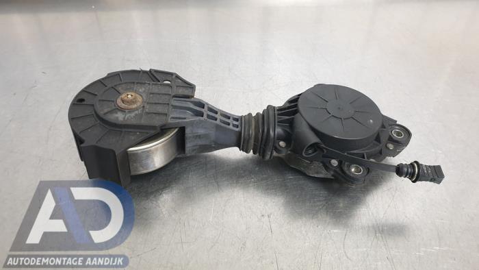 Usados Tensor correa múltiple Citroen C3 (SC) 1.4 16V VTi Precio € 24,99 Norma de margen ofrecido por Autodemontage Aandijk
