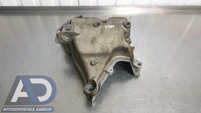 Used Engine mount Volkswagen Golf VII (AUA) 1.5 TSI Evo BMT 16V Price € 24,99 Margin scheme offered by Autodemontage Aandijk