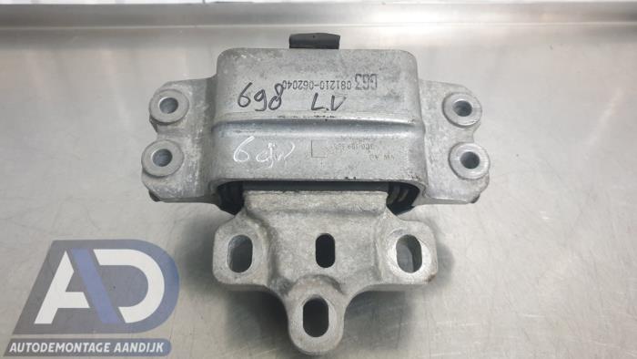 Used Engine mount Volkswagen Passat Variant (3C5) 2.0 TDI 16V 140 4Motion Price € 24,99 Margin scheme offered by Autodemontage Aandijk