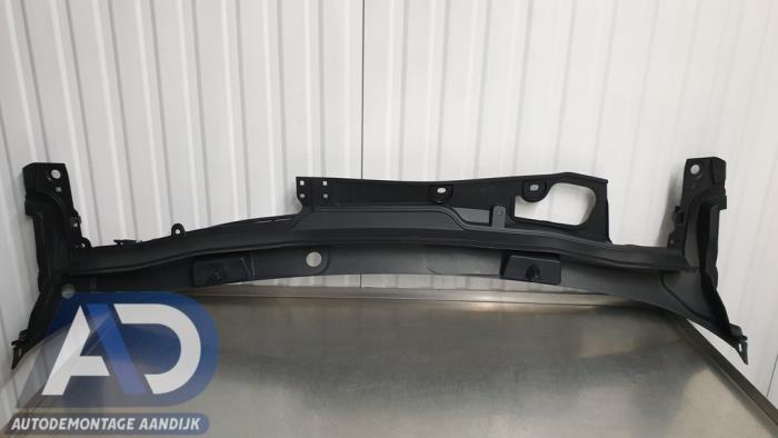 Używane Parawan Landrover Discovery Sport (LC) 2.0 TD4 180 16V Cena € 74,99 Procedura marży oferowane przez Autodemontage Aandijk