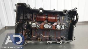 Ventildeckel van een Opel Karl 1.0 12V 2016