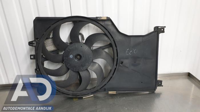 Używane Silnik wentylatora Opel Corsa E 1.0 SIDI Turbo 12V Cena € 74,99 Procedura marży oferowane przez Autodemontage Aandijk
