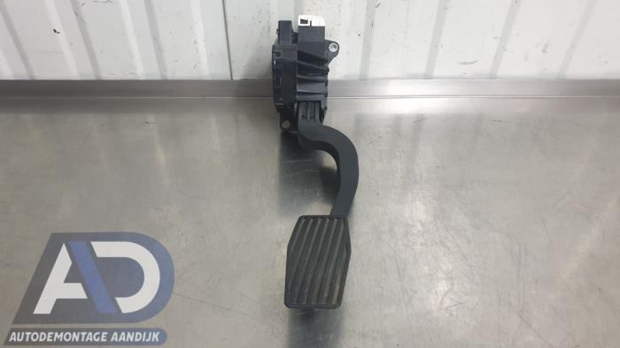 Begagnade Gaspedalsensor Opel Corsa E 1.4 16V Pris € 19,99 Marginaltabell erbjuds av Autodemontage Aandijk