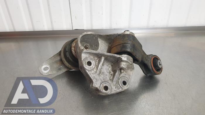 Usagé Support moteur Citroen C5 III Tourer (RW) 1.6 HDi 16V 115 Prix € 29,99 Règlement à la marge proposé par Autodemontage Aandijk