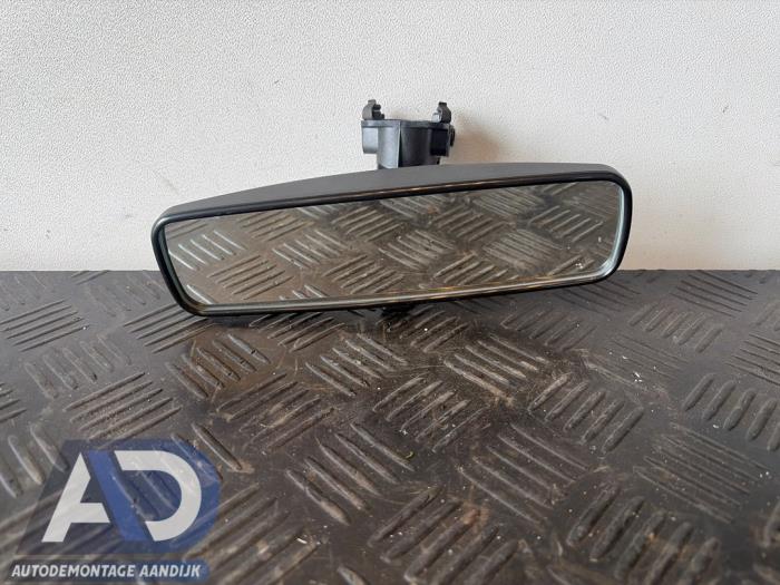 Używane Lusterko wewnetrzne Citroen C3 (SX/SW) 1.2 Vti 12V PureTech Cena € 24,99 Procedura marży oferowane przez Autodemontage Aandijk