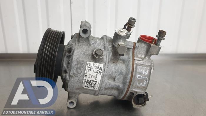 Usagé Pompe clim Skoda Fabia III Combi (NJ5) 1.0 12V Greentech Prix € 49,99 Règlement à la marge proposé par Autodemontage Aandijk