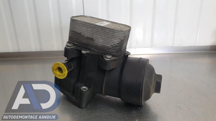 Gebrauchte Ölfiltergehäuse Volkswagen Passat Variant (365) 2.0 TDI 16V 140 Preis € 24,99 Margenregelung angeboten von Autodemontage Aandijk