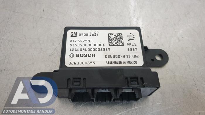 Begagnade PDC-modul Opel Corsa E 1.0 SIDI Turbo 12V Pris € 74,99 Marginaltabell erbjuds av Autodemontage Aandijk