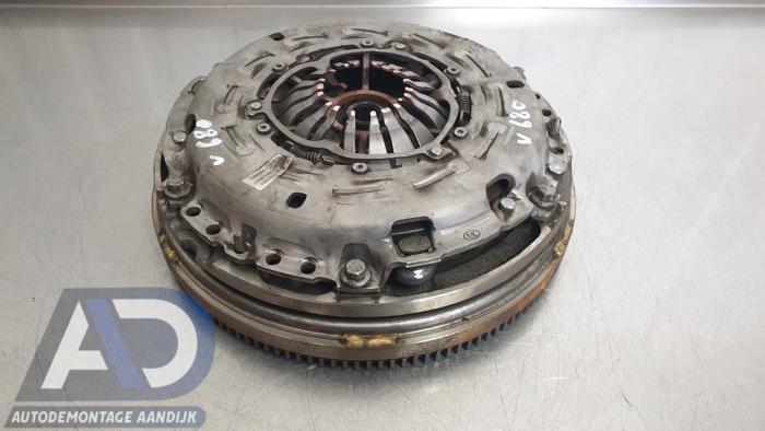 Used Flywheel Opel Corsa E 1.0 SIDI Turbo 12V Price € 124,99 Margin scheme offered by Autodemontage Aandijk