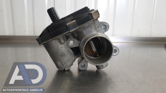Usagé Boîtier accélérateur Opel Corsa E 1.0 SIDI Turbo 12V Prix € 29,99 Règlement à la marge proposé par Autodemontage Aandijk