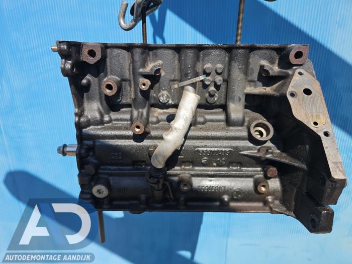 Used Engine crankcase Opel Meriva (B) 1.4 Turbo 16V ecoFLEX Price € 399,99 Margin scheme offered by Autodemontage Aandijk