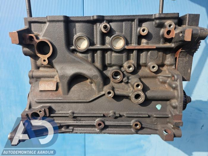 Used Engine crankcase Opel Insignia Sports Tourer 2.0 CDTI 16V 130 ecoFLEX Price € 299,99 Margin scheme offered by Autodemontage Aandijk