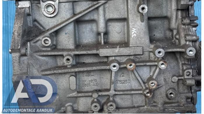 Used Engine crankcase Mazda 5 (CR19) 1.8i 16V Price € 299,99 Margin scheme offered by Autodemontage Aandijk
