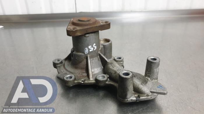 Usagé Pompe à eau Ford EcoSport (JK8) 1.0 EcoBoost 12V 125 Prix € 29,99 Règlement à la marge proposé par Autodemontage Aandijk