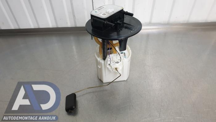 Gebrauchte Kraftstoffpumpe Elektrisch Opel Corsa F (UB/UH/UP) 1.5 CDTI 100 Preis € 74,99 Margenregelung angeboten von Autodemontage Aandijk