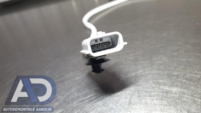 Lambda probe from a Renault Captur I (2R) 1.2 TCE 16V EDC 2014