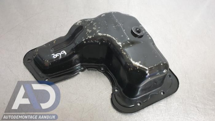Usagé Couvercle carter Citroen C4 Cactus (0B/0P) 1.2 PureTech 82 12V Prix € 19,99 Règlement à la marge proposé par Autodemontage Aandijk