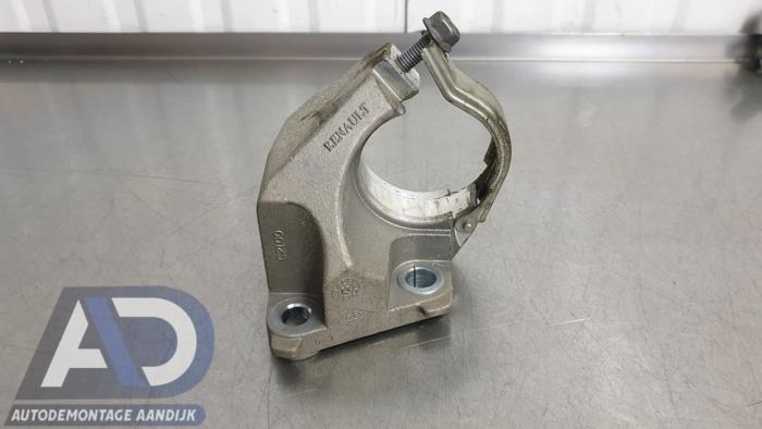 Usagé Support moteur Renault Captur I (2R) 1.2 TCE 16V EDC Prix € 24,99 Règlement à la marge proposé par Autodemontage Aandijk