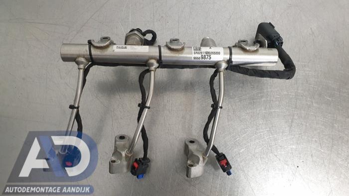 Usagé Système d'injection Opel Astra K Sports Tourer 1.0 Turbo 12V Prix € 74,99 Règlement à la marge proposé par Autodemontage Aandijk