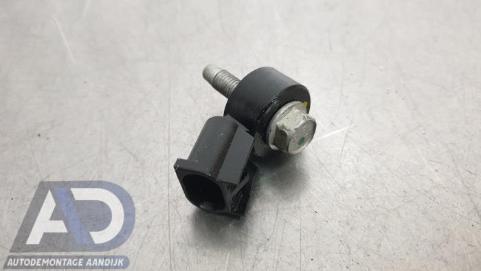 Begagnade Knackningssensor Opel Astra K Sports Tourer 1.0 Turbo 12V Pris € 14,99 Marginaltabell erbjuds av Autodemontage Aandijk