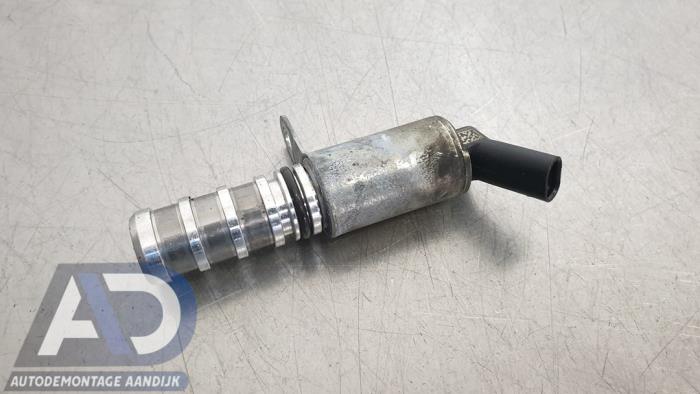 Begagnade Kamaxelsensor Opel Astra K Sports Tourer 1.0 Turbo 12V Pris € 39,99 Marginaltabell erbjuds av Autodemontage Aandijk