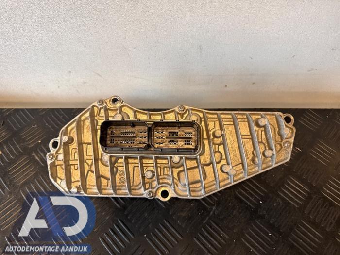 Used Automatic gearbox computer Renault Captur I (2R) 1.2 TCE 16V EDC Price € 599,99 Margin scheme offered by Autodemontage Aandijk