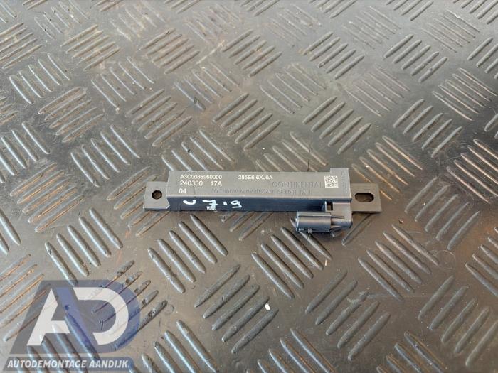 Używane Keyless Entry-Antena Dacia Jogger 1.0 TCe 110 12V Cena € 19,99 Procedura marży oferowane przez Autodemontage Aandijk