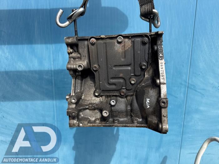 Used Engine crankcase Toyota Aygo (B10) 1.0 12V VVT-i Price € 149,99 Margin scheme offered by Autodemontage Aandijk