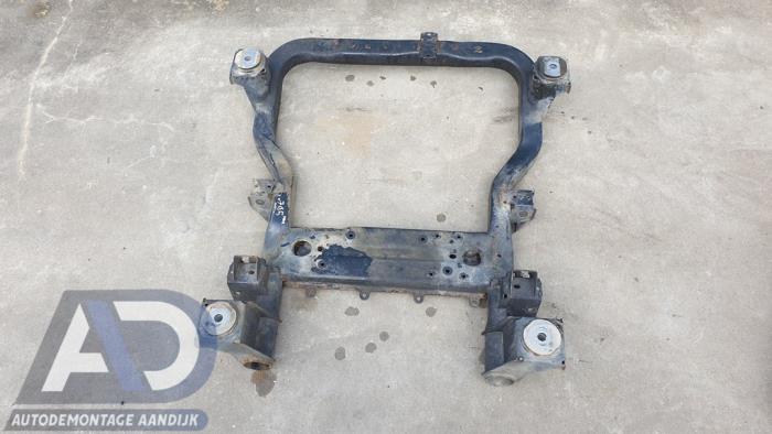 Used Subframe Volkswagen Multivan T5 (7E/7HC/7HF/7HM) 2.5 TDi Price € 149,99 Margin scheme offered by Autodemontage Aandijk