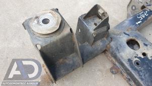 Subframe from a Volkswagen Multivan T5 (7E/7HC/7HF/7HM) 2.5 TDi 2004