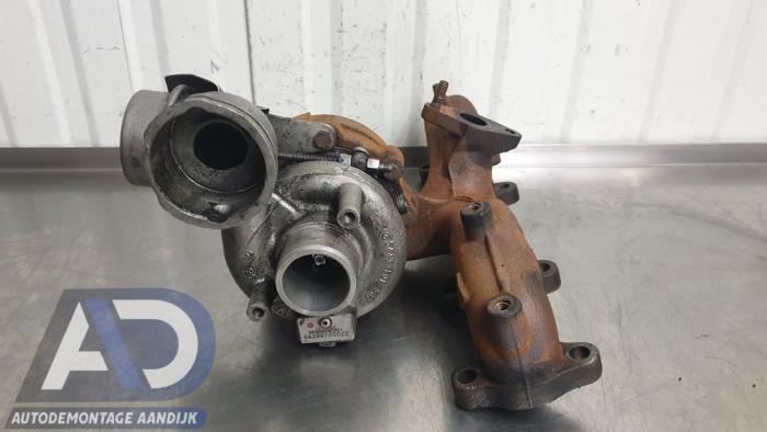 Turbo van een Skoda Octavia Combi (1Z5) 1.9 TDI 2007