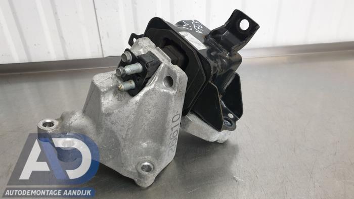 Used Engine mount Kia Sportage (QL) 1.6 GDI 16V 4x2 Price € 49,99 Margin scheme offered by Autodemontage Aandijk