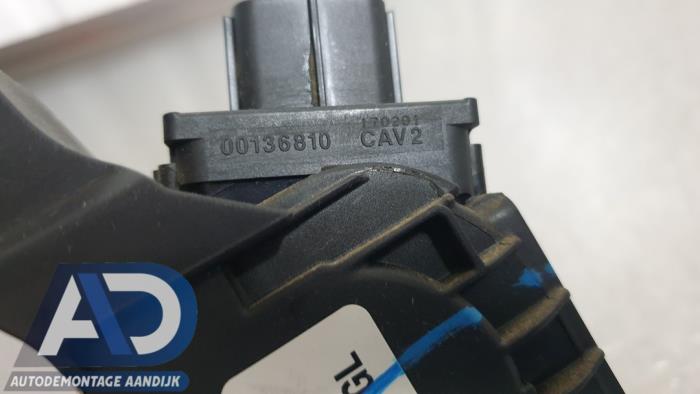 Gaspedalposition Sensor van een Kia Picanto (JA) 1.0 12V 2017