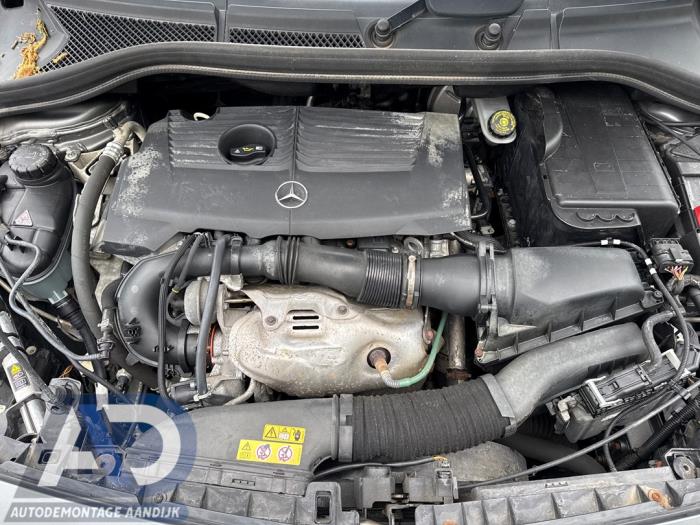 Używane Silnik Mercedes B (W246/W242) 1.6 B-180 BlueEFFICIENCY Turbo 16V Cena € 2.799,99 Procedura marży oferowane przez Autodemontage Aandijk