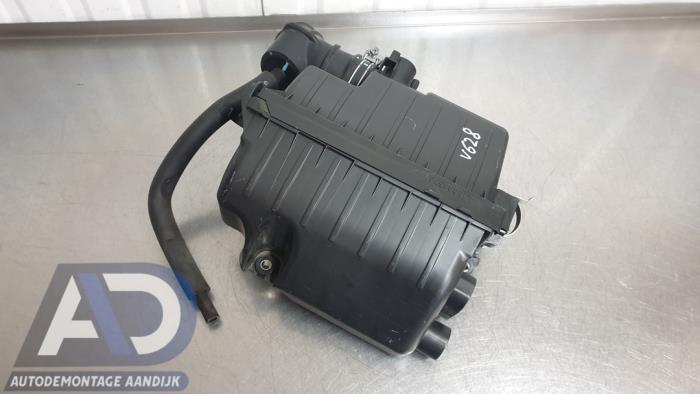 Begagnade Luftfilterhus Mitsubishi Space Star (A0) 1.2 12V Pris € 39,99 Marginaltabell erbjuds av Autodemontage Aandijk