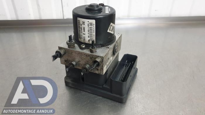 Usagé Pompe ABS Ford Fiesta 6 (JA8) 1.6 TDCi 16V 90 Prix € 49,99 Règlement à la marge proposé par Autodemontage Aandijk