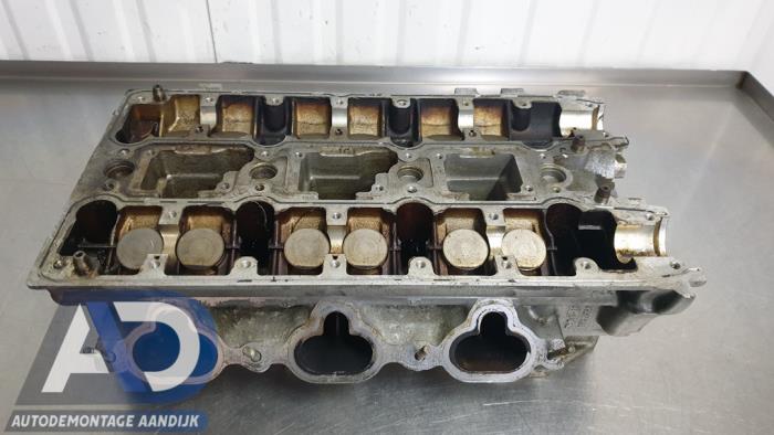 Begagnade Topplock Renault Espace (JE) 3.0 V6 24V Grand Espace Pris € 124,99 Marginaltabell erbjuds av Autodemontage Aandijk