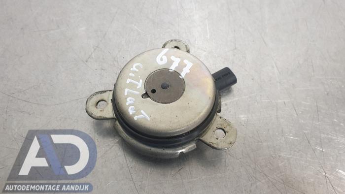 Gebrauchte Nockenwelle Sensor Ford Fiesta 6 (JA8) 1.0 SCI 12V 80 Preis € 14,99 Margenregelung angeboten von Autodemontage Aandijk