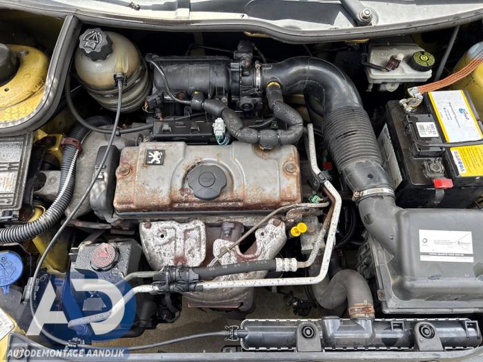 Used Engine Peugeot 206 SW (2E/K) 1.4 Price € 199,99 Margin scheme offered by Autodemontage Aandijk