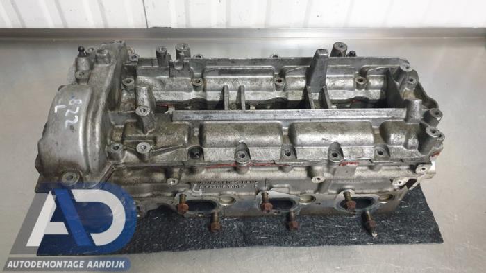 Begagnade Topplock Mercedes E Combi (S211) 3.0 E-280 CDI V6 24V Pris € 199,99 Marginaltabell erbjuds av Autodemontage Aandijk