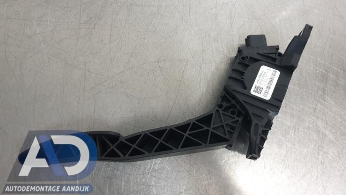Gaspedalsensor från en Ford Fiesta 7 1.1 Ti-VCT 12V 70 2018